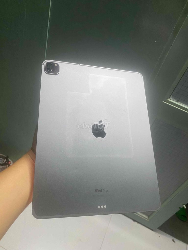 iPad Pro M2 12.9 inch 256GB wifi 5G (iOS 16.3). Mua bán Máy tính bảng tại Quận Bình Thạnh Tp Hồ Chí Minh được đăng bởi TH Pro  hình 1