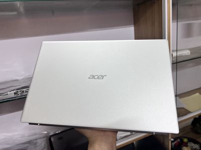 Acer Swift 3 SF314-43 R5-5th|8G|512G trắng đẹp