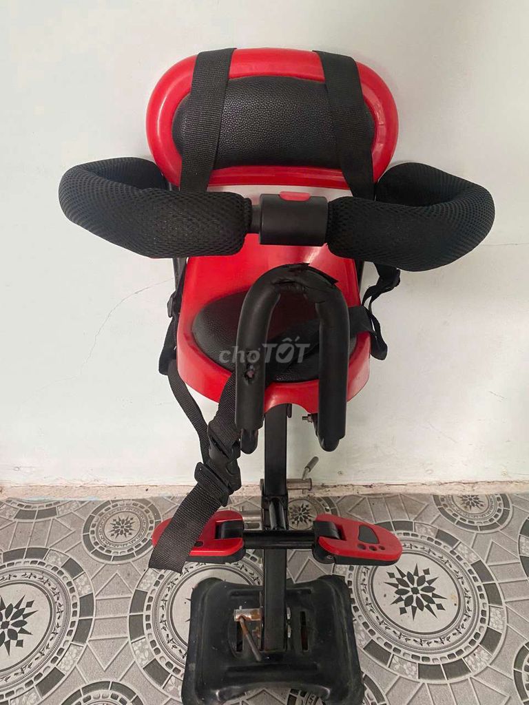 Pass ghế ngồi xe máy cho bé