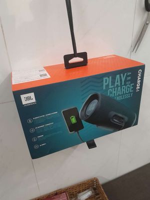 Loa blutot jbl. Mua bán Tivi, Âm thanh tại Quận Cái Răng Cần Thơ được đăng bởi Sơn Trần