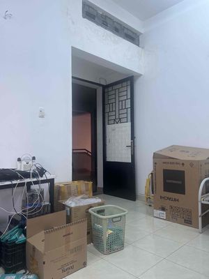 Cần bán CC giá rẻ 1PN phù hợp cho gia đình trẻ gần công viên trường