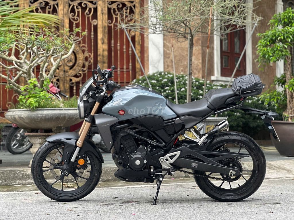 Honda CB300 2022 siêu lướt có trả góp trao đổi ✅. Mua bán Xe máy tại Quận Thanh Xuân Hà Nội được đăng bởi Phú Lý hình 5
