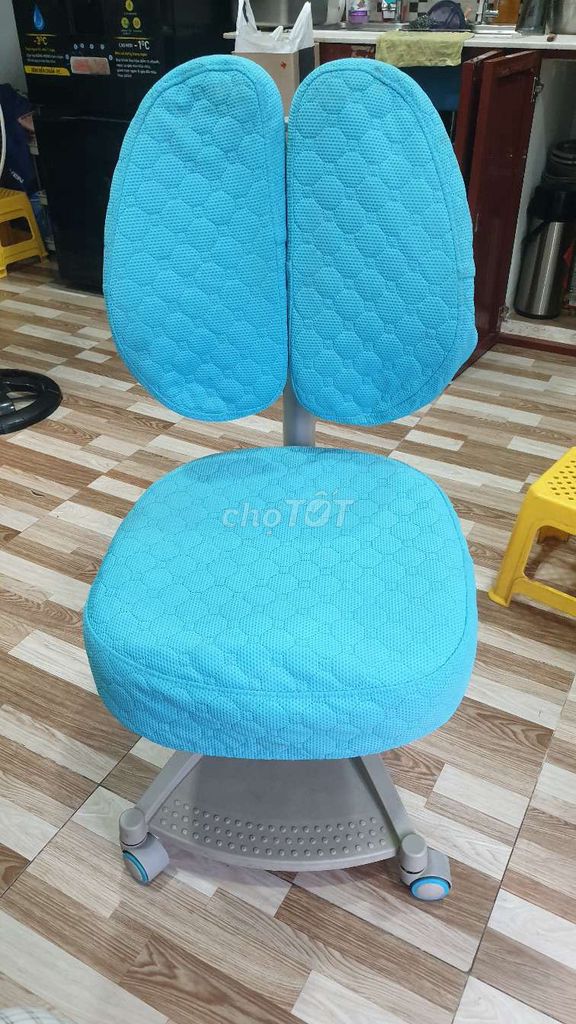 Ghế học sinh Chống cận, chống gù Mới 90%. Mua bán Bàn ghế tại Quận 10 Tp Hồ Chí Minh được đăng bởi Hai hình 1
