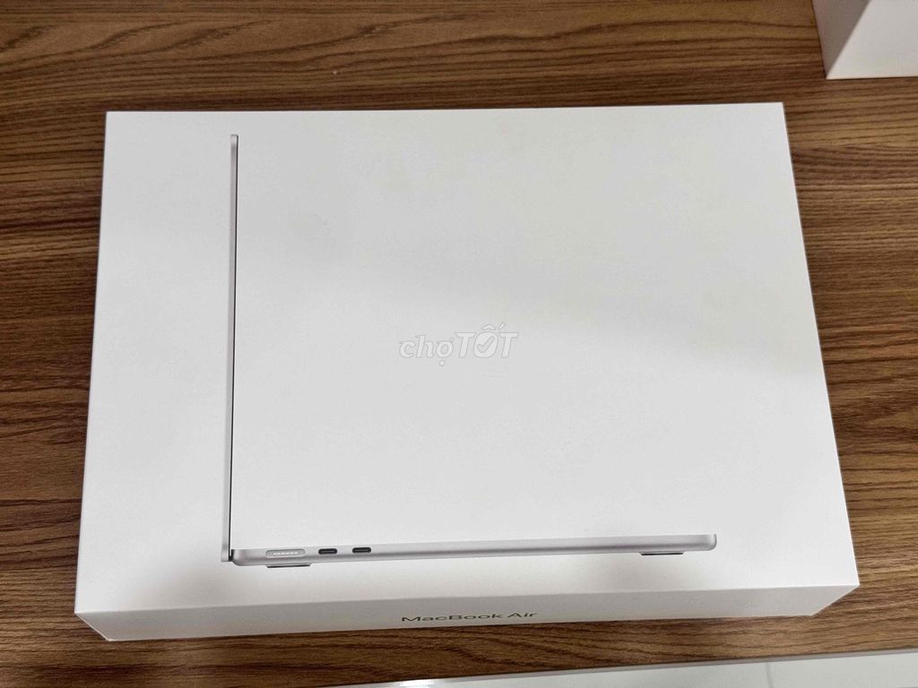 macbook air 13" m4 16/512 newseal chưa act Vn. Mua bán Laptop tại Quận Gò Vấp Tp Hồ Chí Minh được đăng bởi Đình Thương hình 1