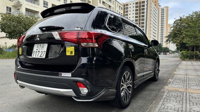 Chủ bán Outlander 2.0 CVT Pre 2018 đk 2019 ODO 58K. Mua bán Ô tô tại Thành phố Thủ Đức Tp Hồ Chí Minh được đăng bởi Tên chưa cung cấp