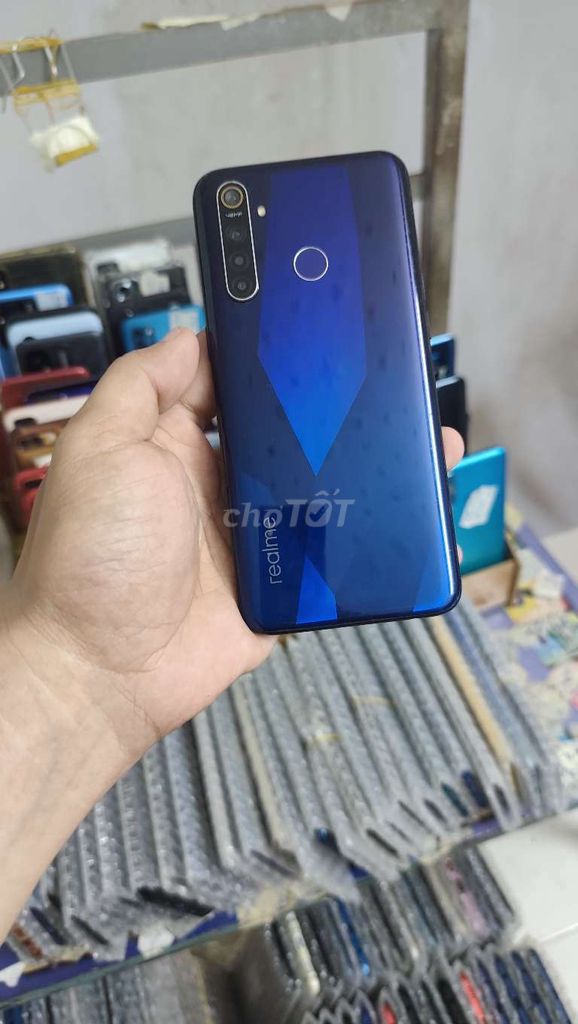 Realme 5 Pro, ram 8gb, 256gb, pin 5000. Mua bán Điện thoại tại Quận Gò Vấp Tp Hồ Chí Minh được đăng bởi A LONG   nhận thanh toán THẺ TÍN DỤNG hình 1