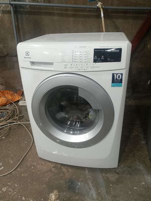 Thanh lý máy giặt Electrolux 7kg inveter. Mua bán Máy giặt tại Thành phố Thủ Đức Tp Hồ Chí Minh được đăng bởi Hạ
