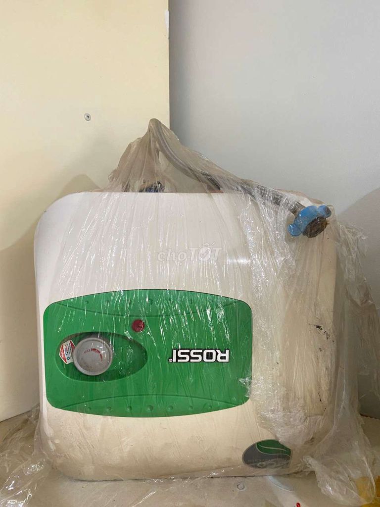 Bán 02 Bình nóng lạnh. Mua bán Thiết bị vệ sinh, nhà tắm tại Quận Hai Bà Trưng Hà Nội được đăng bởi Tài hình 1