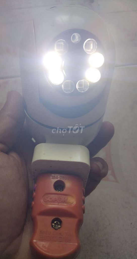 Camera an ninh Yoosee Wifi Trắng 3.0 Mpx. Mua bán Máy ảnh, Máy quay tại Thành phố Long Xuyên An Giang được đăng bởi NGUYỄN LONG 217 hình 1