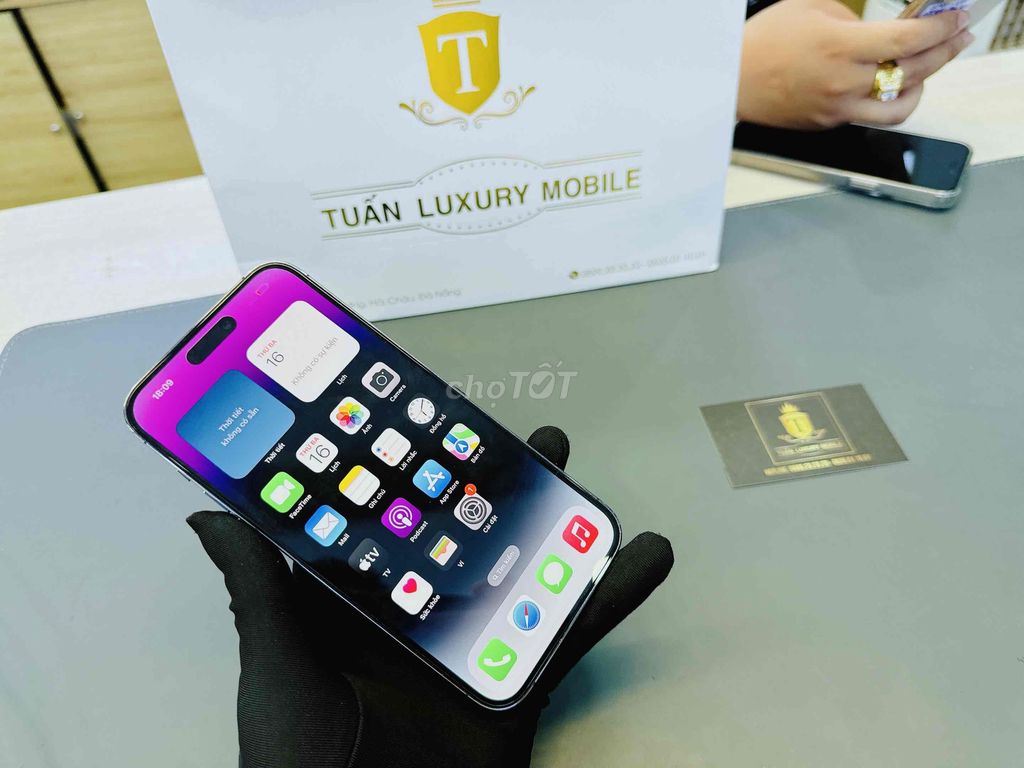 iPhone 14 Pro Max 128G VN màu tím màn rin ép. Mua bán Điện thoại tại Quận Hải Châu Đà Nẵng được đăng bởi Hoàng Anh Tuấn hình 1