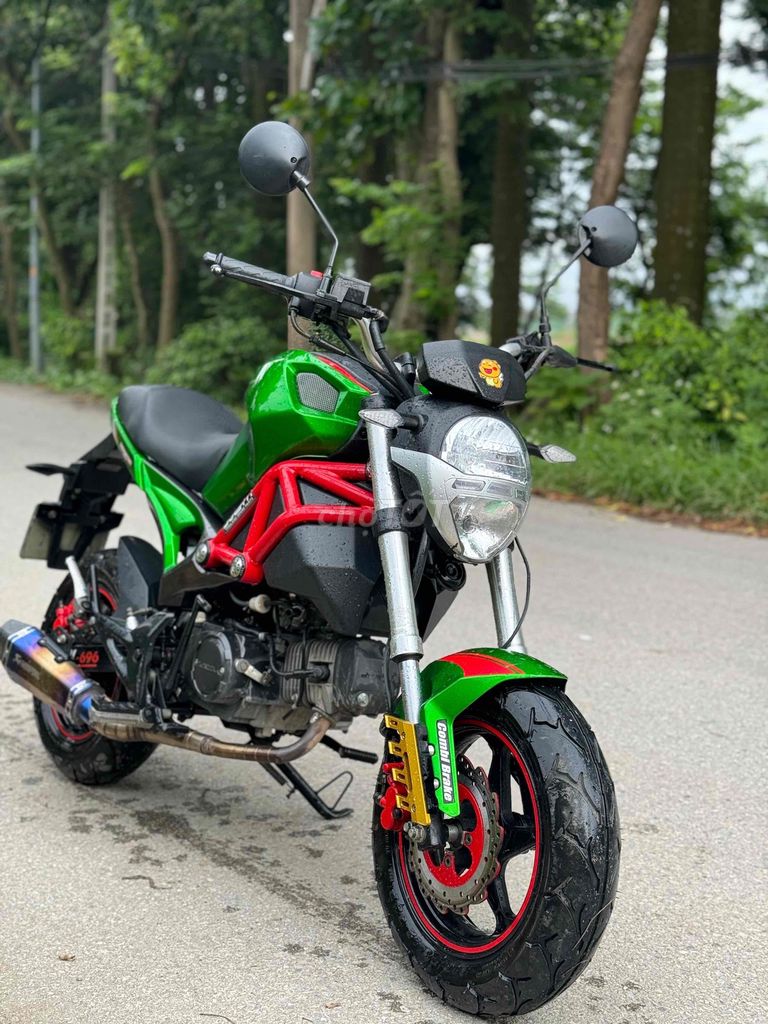 cần bán ducati mini xe lướt đi chuẩn 1100km. Mua bán Xe máy tại Quận Long Biên Hà Nội được đăng bởi Đỗ Điều hình 3