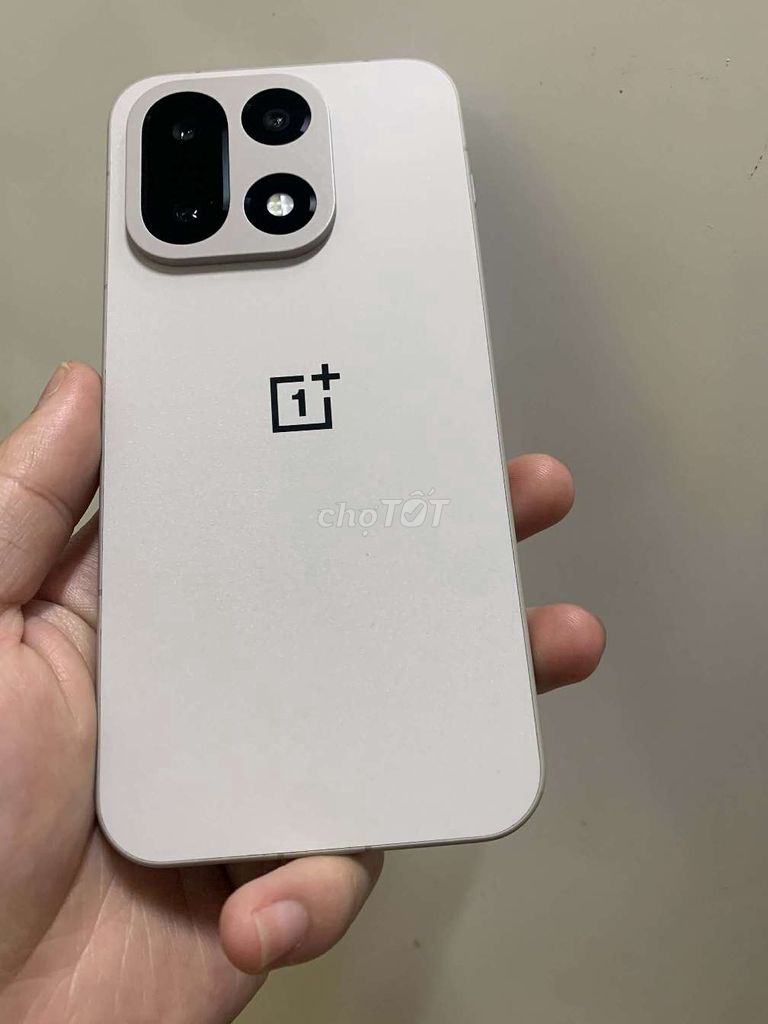 OnePlus 15 256GB Trắng 99% Up Sẵn Rom Quốc Tế. Mua bán Điện thoại tại Thành phố Đà Lạt Lâm Đồng được đăng bởi Đức hình 1
