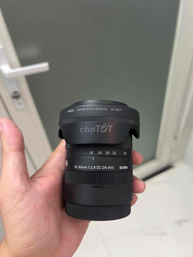 Ống kính Sigma 18-50mm F2.8 DC DN. Mua bán Máy ảnh, Máy quay tại Thành phố Thuận An Bình Dương được đăng bởi Son Nguyen hình 1