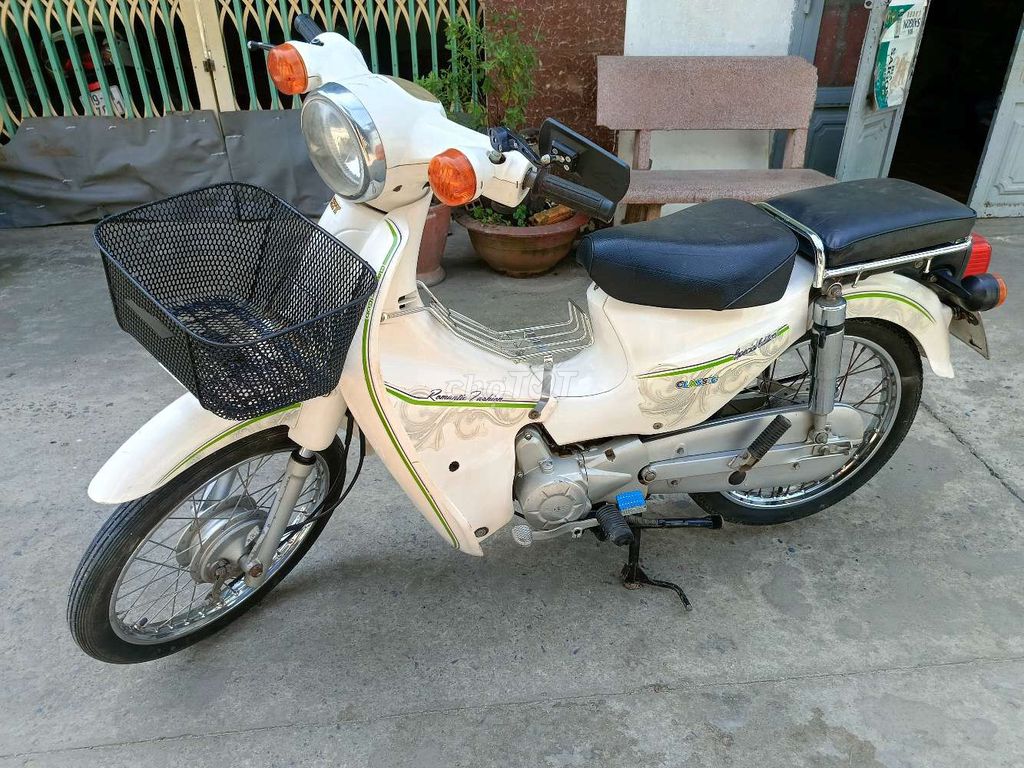 Xe máy Cub 50cc màu Trắng. Mua bán Xe máy tại Huyện Hóc Môn Tp Hồ Chí Minh được đăng bởi pham anh tuấn hình 7