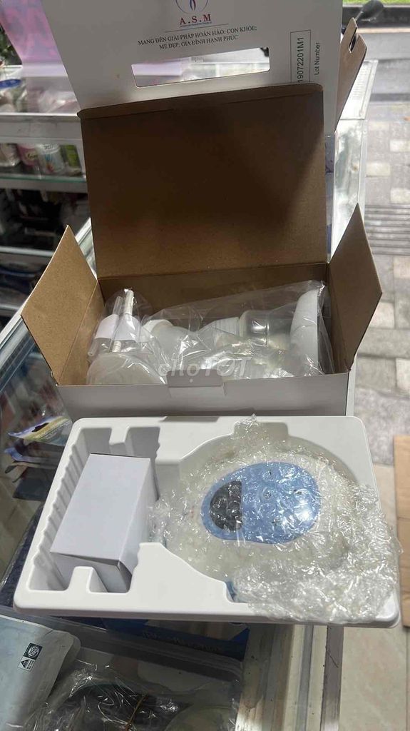 Thanh lý máy hút sữa điện đơn , mới 100%, xả kho