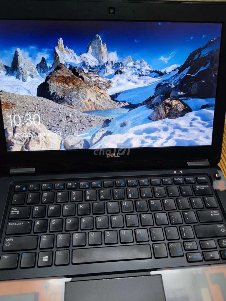 Dell Latitude 7250 i5 12GB/256GB 95%. Mua bán Laptop tại Thành phố Lào Cai Lào Cai được đăng bởi Cr7 hình 1