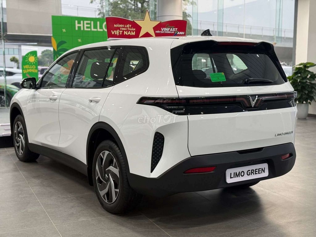 LIMO GREEN 2025. Mua bán Ô tô tại Quận 8 Tp Hồ Chí Minh được đăng bởi VinFast Đại Lộc hình 8