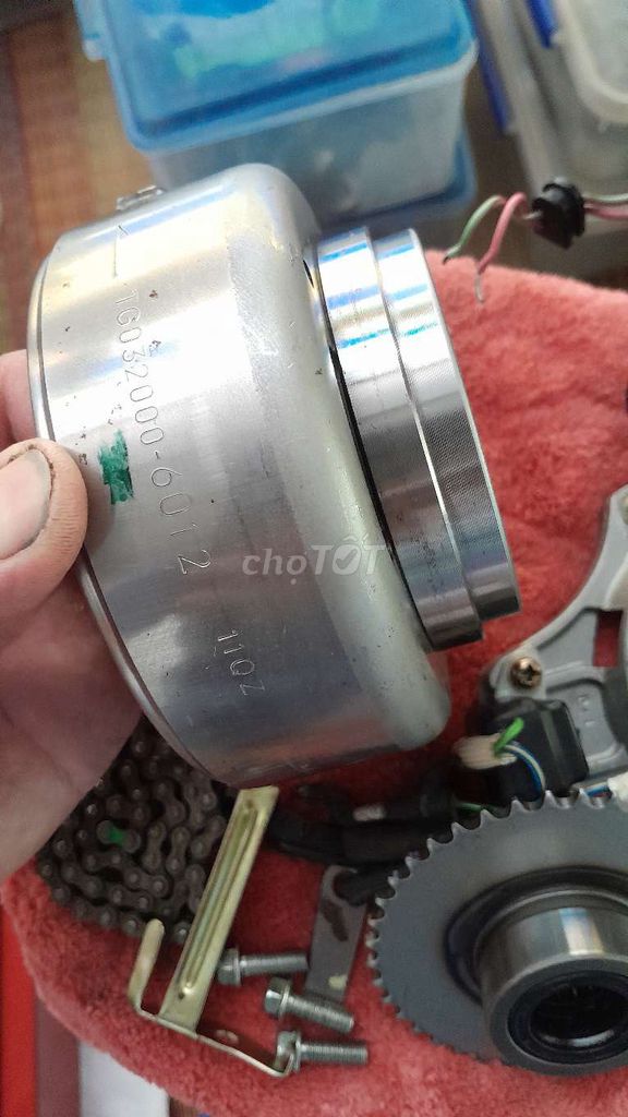 Phụ tùng xe máy Kim loại Bạc Zin đẹp. Mua bán Phụ tùng xe tại Quận Ô Môn Cần Thơ được đăng bởi Phamthanhhungtu  hình 2