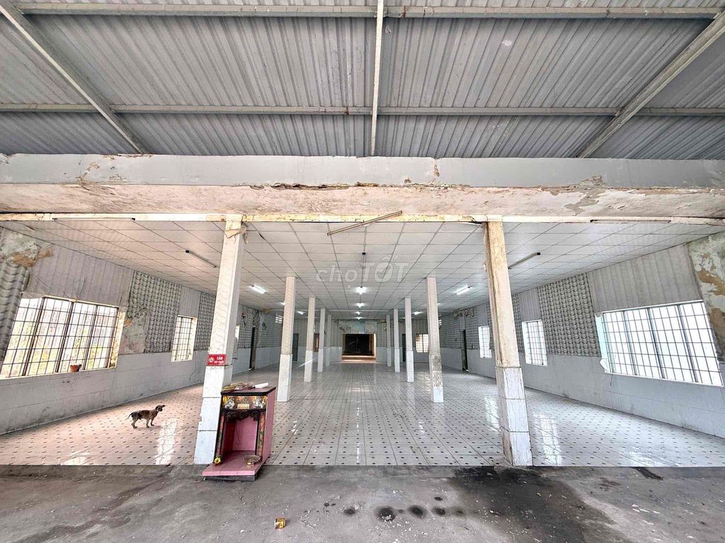 Cho thuê MB - kho xưởng SX ( 3MT, 552m2 ) MT đường DT 768 - Giá: 15tr