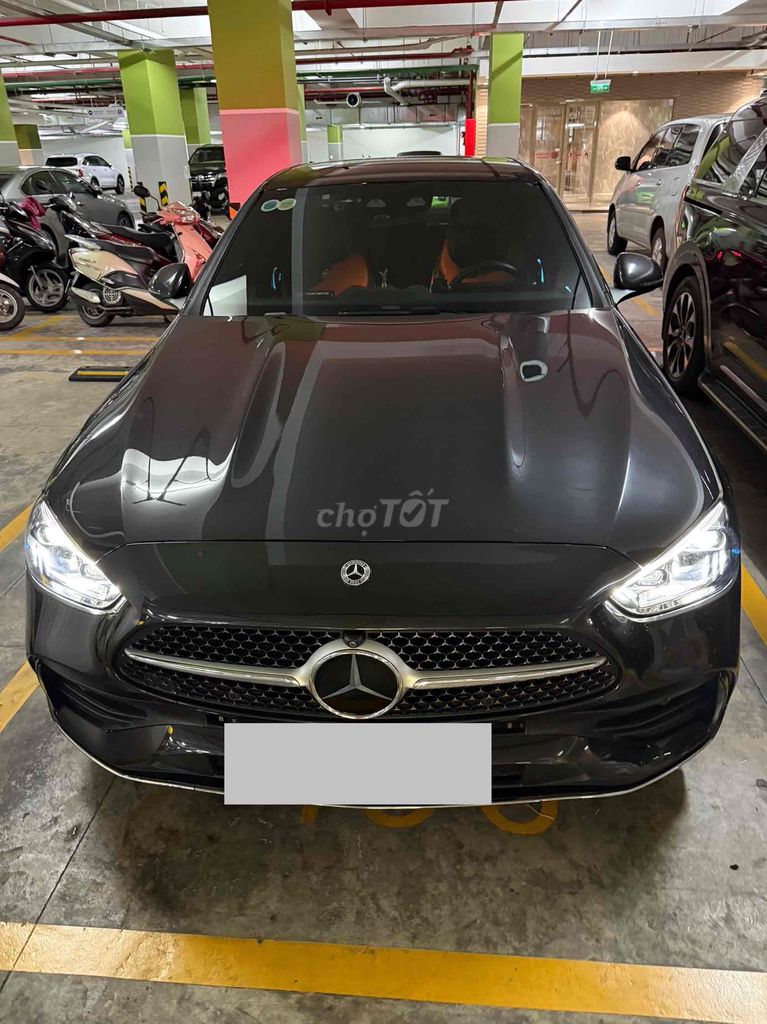 Mercedes Benz C Class 2023 C300 AMG - 11000 km. Mua bán Ô tô tại Quận 7 Tp Hồ Chí Minh được đăng bởi Henry  hình 1