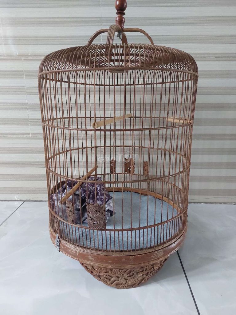 Lồng 68 nan điêu khắc hoa văn
