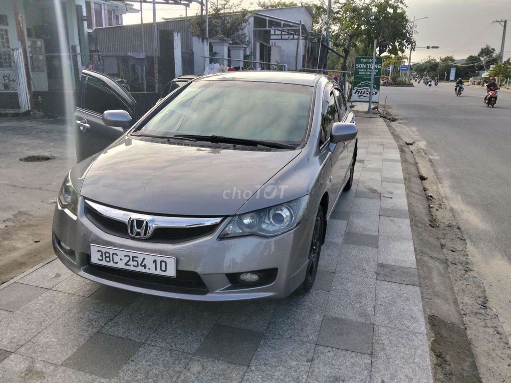 2009 1.8 MT - 200000 km. Mua bán Ô tô tại Quận Cẩm Lệ Đà Nẵng được đăng bởi Vương hình 2