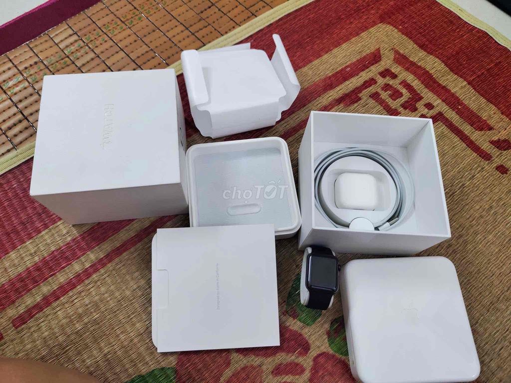 Apple Watch SR 38mm Thép Đen. Mua bán Thiết bị đeo thông minh tại Quận Hà Đông Hà Nội được đăng bởi Ng Thao hình 1