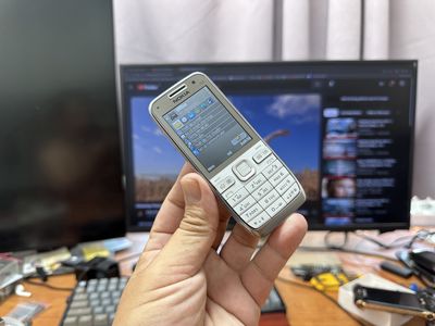 Nokia E52 máy đẹp