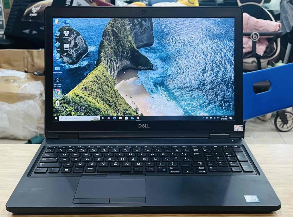 Em Bán Thanh LíLaptop Dell Latitude 5590 i3-8130U