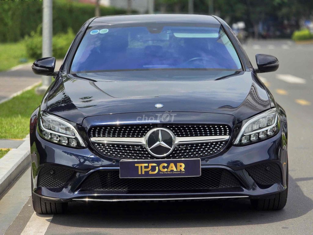 Mercedes Benz C180 2020. Mua bán Ô tô tại Quận Bình Tân Tp Hồ Chí Minh được đăng bởi Lê Minh Quý hình 1