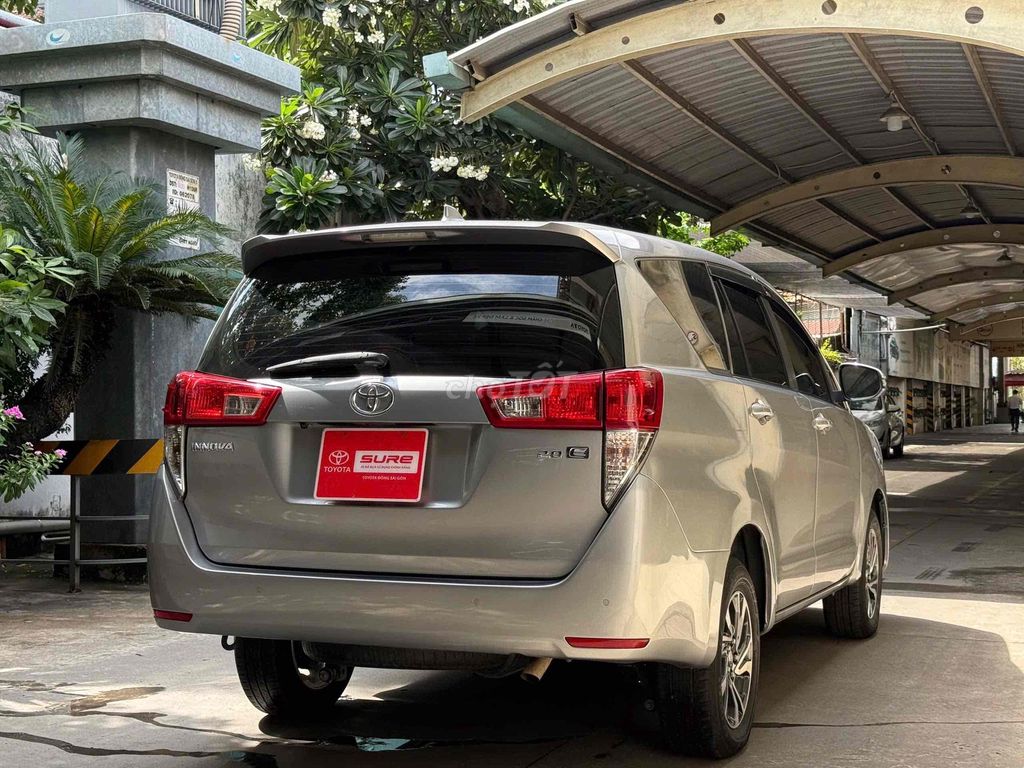 Toyota Innova E МКПП 2021 — Торг, кредит от банка 65%