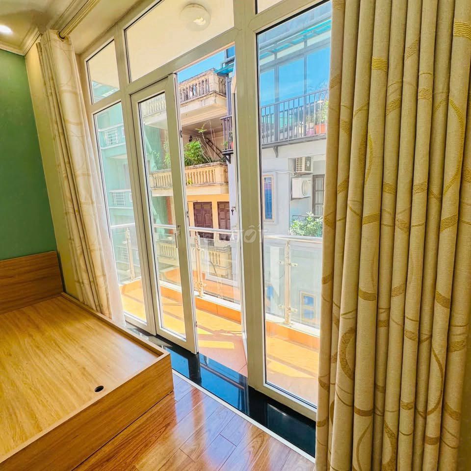 Cho thuê nhà khu vực Giảng Võ, Ba Đình, ô tô đỗ cửa