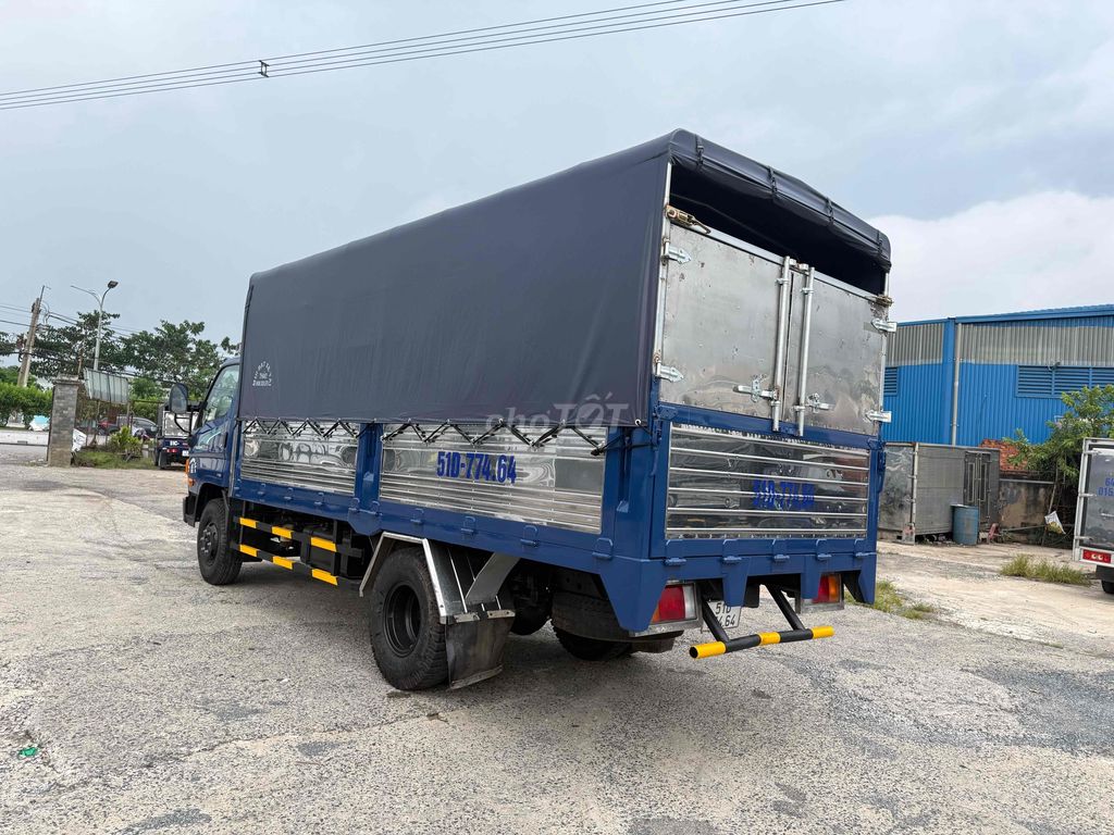 BÁN XE TẢI HUYNDAI HD 110S TẢI 6T9 SX 2022. Mua bán Xe tải, xe ben tại Huyện Củ Chi Tp Hồ Chí Minh được đăng bởi Minh Thông hình 4