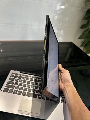 Laptop Vaio 2in1 cảm ứng, thế hệ mới, nhẹ như bông