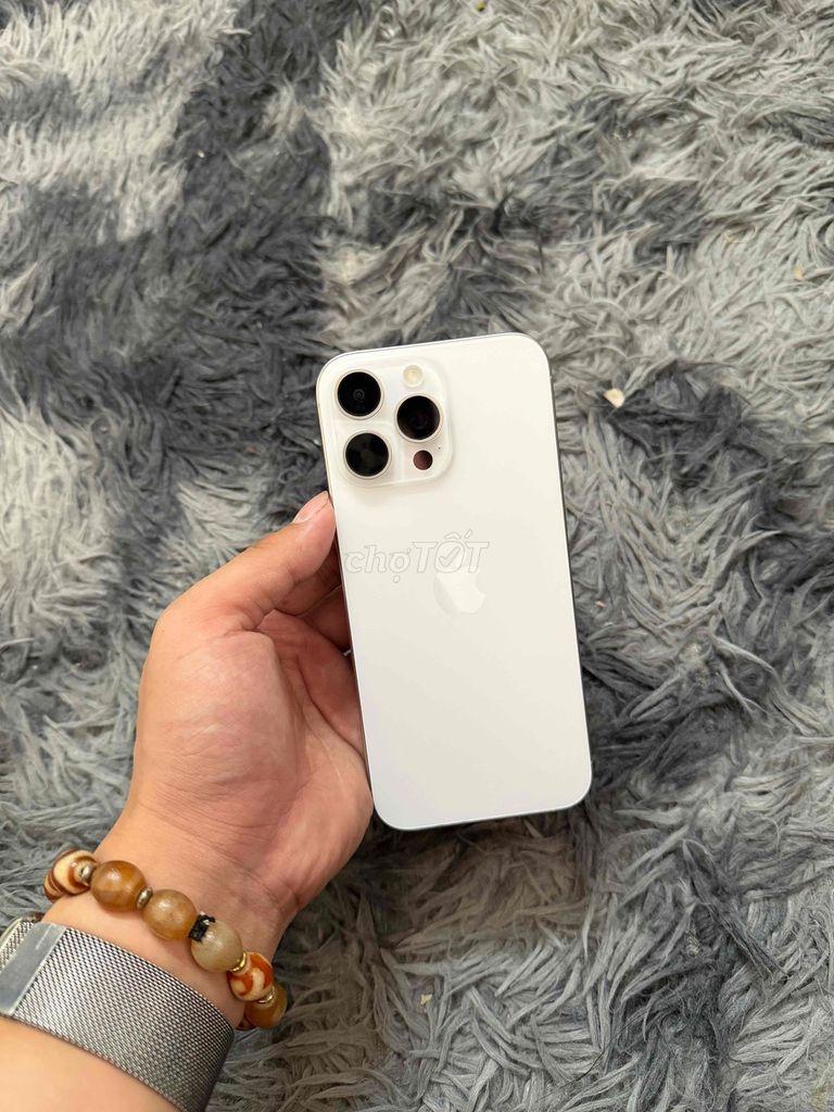 Apple iPhone 16 Pro Max 256GB Trắng Đã sử dụng. Mua bán Điện thoại tại Quận Gò Vấp Tp Hồ Chí Minh được đăng bởi Võ Chí Bảo hình 1