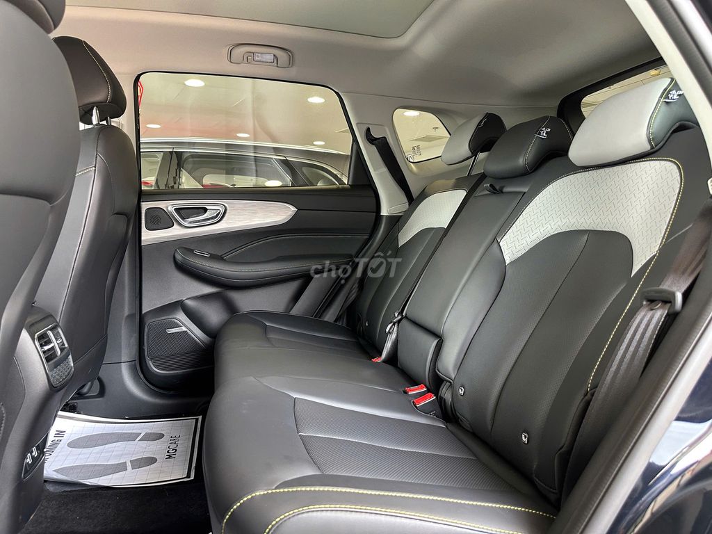 MG RX5 LUX mới 100% rẻ hơn xe lướt - Chỉ 2 suất. Mua bán Ô tô tại Quận 5 Tp Hồ Chí Minh được đăng bởi Huy Trần hình 3