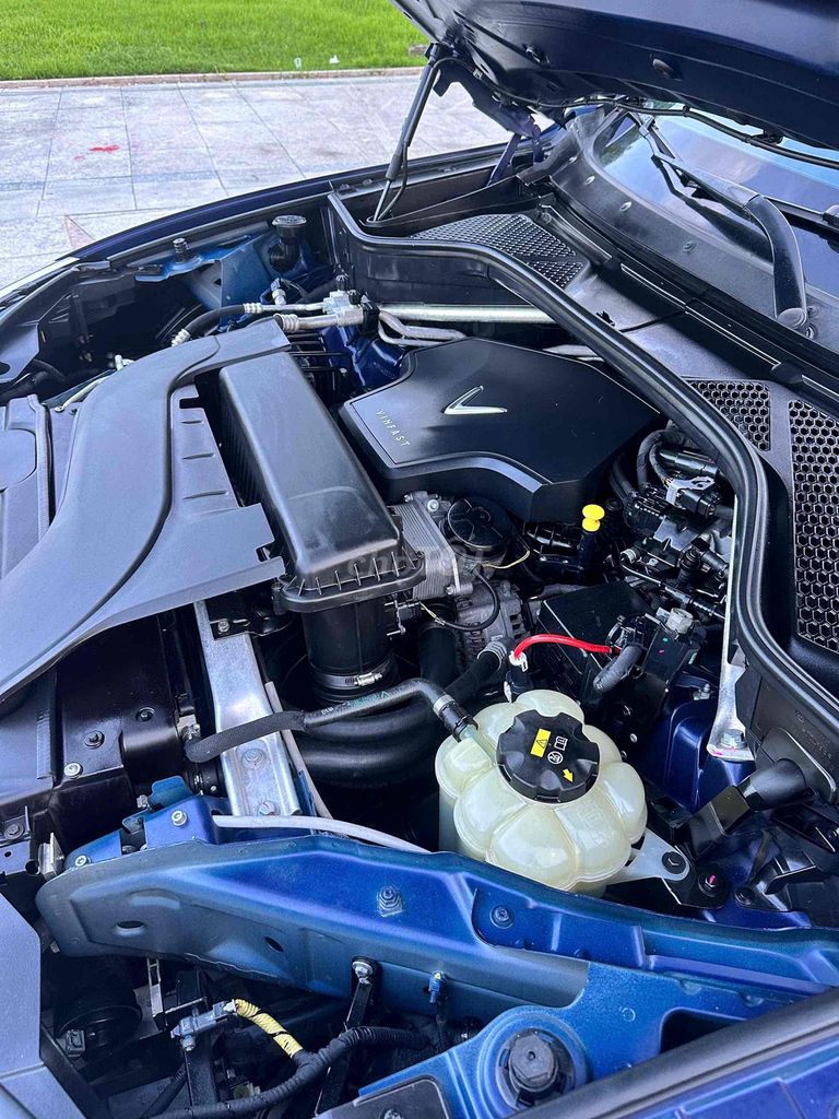 VinFast Lux SA2.0 2019 - 70000 km. Mua bán Ô tô tại Quận Cẩm Lệ Đà Nẵng được đăng bởi Nguyễn Duy hình 19