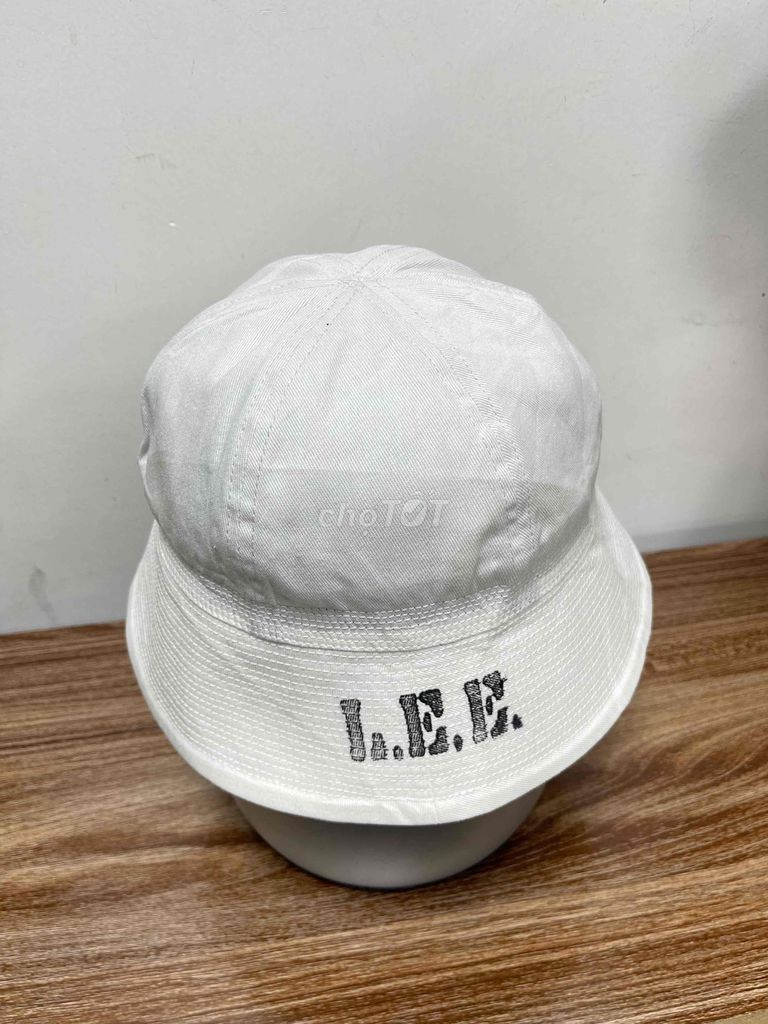 Bucket Lee size M Giá: 180k ______________ 🚛Giao h. Mua bán Phụ kiện thời trang khác tại Quận Cầu Giấy Hà Nội được đăng bởi Chất Secondhand hình 1