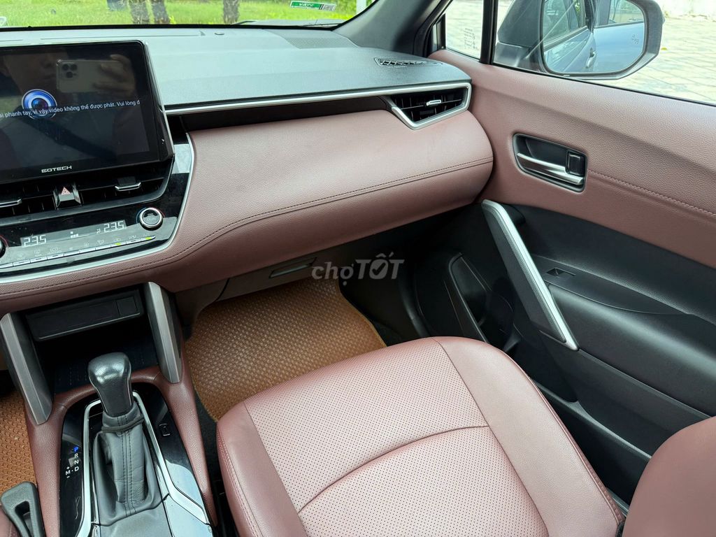 Toyota corolla Cross 1.8V sx 2020. Mua bán Ô tô tại Quận Long Biên Hà Nội được đăng bởi PHÚC LÂM  AUTO hình 3