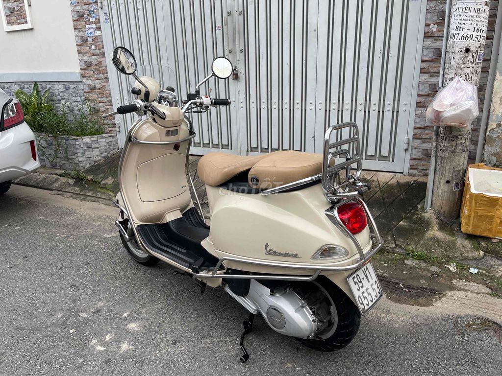 Vespa LXV 125 3Vie 2014 bstp 9chủ xe zin bao đẹp. Mua bán Xe máy tại Quận Bình Tân Tp Hồ Chí Minh được đăng bởi Huy hình 3