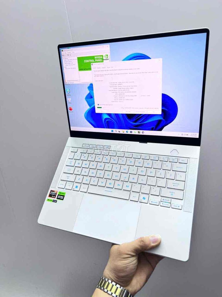 Asus ROG Zephyrus G14 GA403 Trắng RTX 5070ti. Mua bán Laptop tại Quận Đống Đa Hà Nội được đăng bởi Junioor Computer hình 1