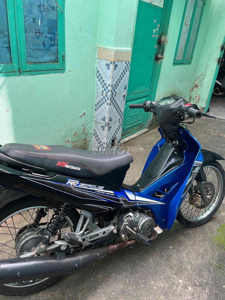 Yamaha Sirius 50 Xanh đen. Mua bán Xe máy tại Quận Gò Vấp Tp Hồ Chí Minh được đăng bởi Nguyễn Thanh Hải hình 4