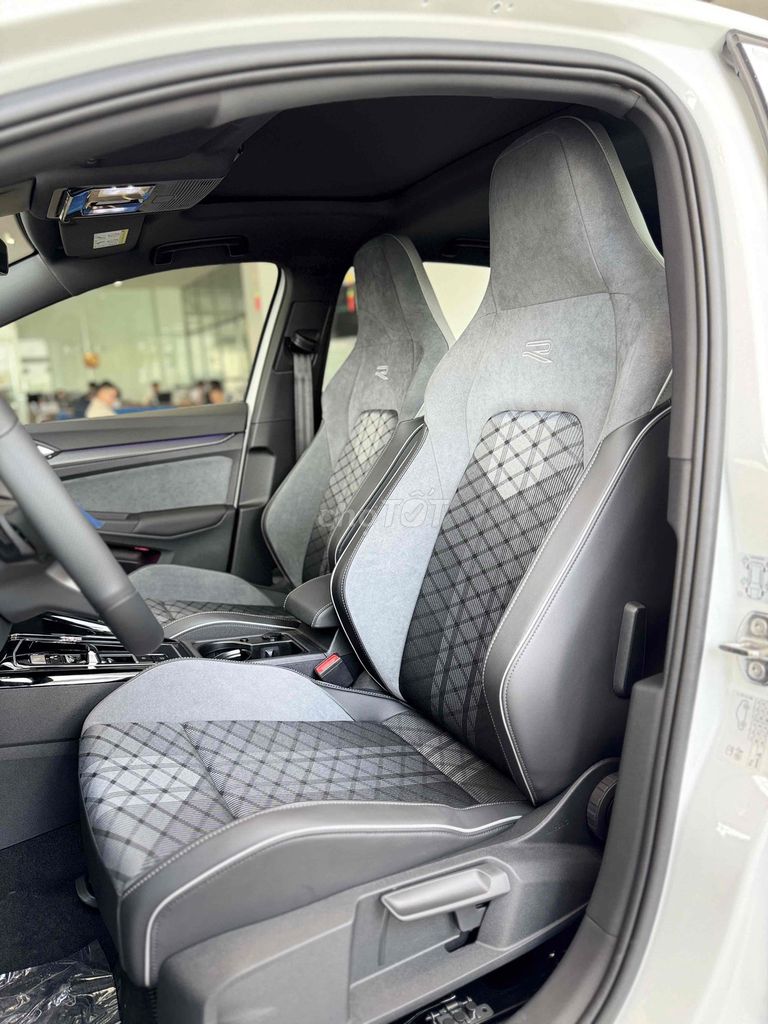 Volkswagen Golf Hybrid R-Line Nhập Đức. Mua bán Ô tô tại Thành phố Thủ Đức Tp Hồ Chí Minh được đăng bởi Khang Volkswagen hình 7