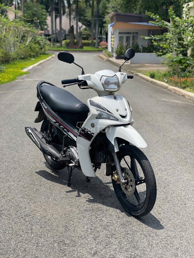 Xe máy Yamaha Sirius FI 2017 trắng đen. Mua bán Xe máy tại Huyện Trảng Bom Đồng Nai được đăng bởi Của Hàng Xe Máy U Phong hình 3