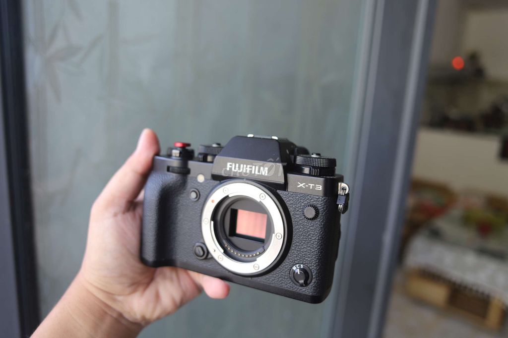 Máy ảnh Fujifilm X-T3 Đen Đã qua sử dụng. Mua bán Máy ảnh, Máy quay tại Thành phố Nha Trang Khánh Hòa được đăng bởi Vũ Lê Quang hình 1