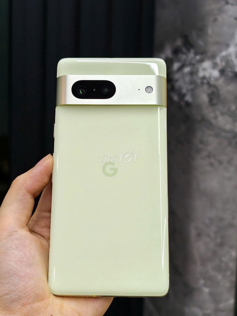 Google Pixel 7 bản quốc tế 128gb màu Vàng 98%. Mua bán Điện thoại tại Quận Đống Đa Hà Nội được đăng bởi Hiếu Android Shop hình 1