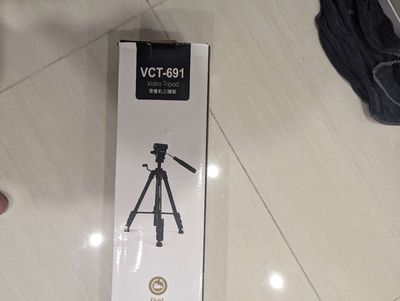 Chân máy ảnh Yunteng VCT-691