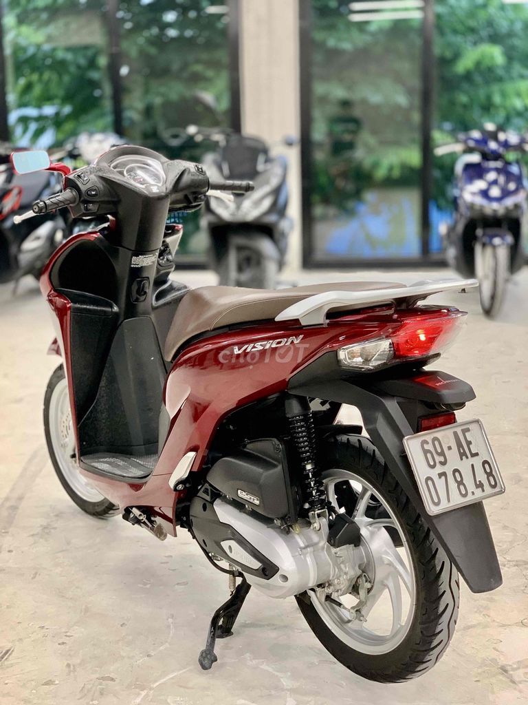 Honda Vision 2023 biển 69 chính chủ chạy 9.200km ✅. Mua bán Xe máy tại Thành phố Thủ Đức Tp Hồ Chí Minh được đăng bởi iMotorbike Khương Phan hình 15