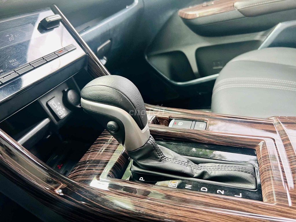 Cần Bán Xpander Premium 2024 màu Trắng. Mua bán Ô tô tại Thành phố Buôn Ma Thuột Đắk Lắk được đăng bởi Toàn Bán Xe  hình 8