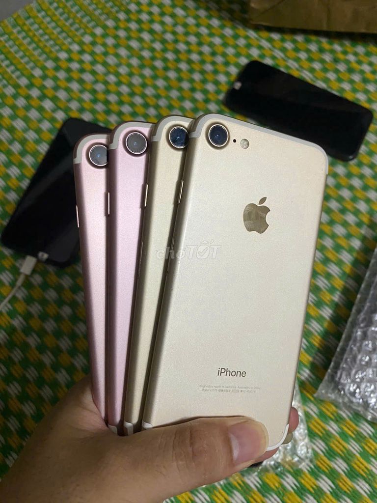 Apple iPhone 7 32GB Vàng. Mua bán Điện thoại tại Quận Hoàng Mai Hà Nội được đăng bởi Công Nguyễn hình 1